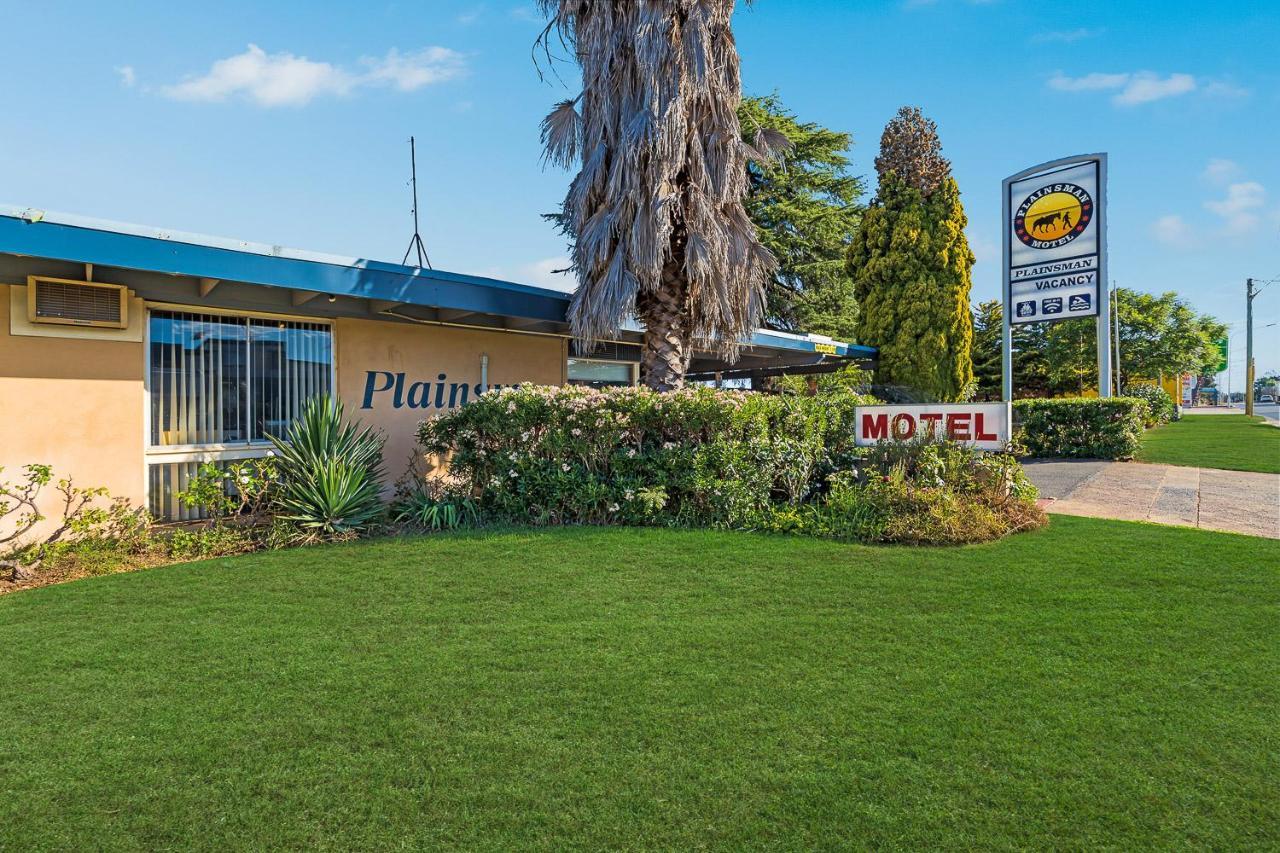 เพลนส์แมน โมเทล Motel ฟอร์บส์ ภายนอก รูปภาพ