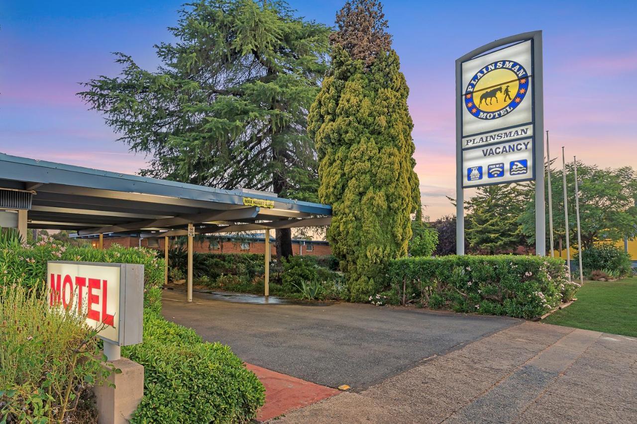 เพลนส์แมน โมเทล Motel ฟอร์บส์ ภายนอก รูปภาพ
